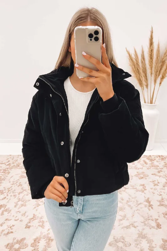 Shop the latest men's clothing trends at a fraction of the price. Eezeh Puffer RVCA Black Shop the latest men's clothing trends at a fraction of the price. Eezeh Puffer RVCA Black