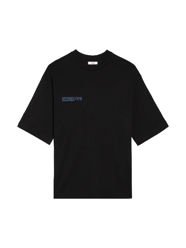 Get ready for the season with exclusive savings on trendy clothes.  Mens In Conversion Cotton Boxy T-shirt—black