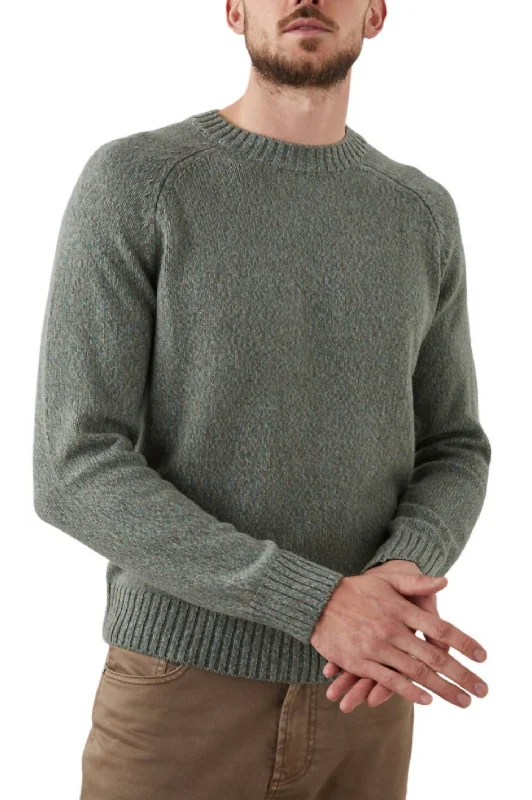 Exclusive discounts on men's fashion – shop today!  Donavan Sweater In Oregano