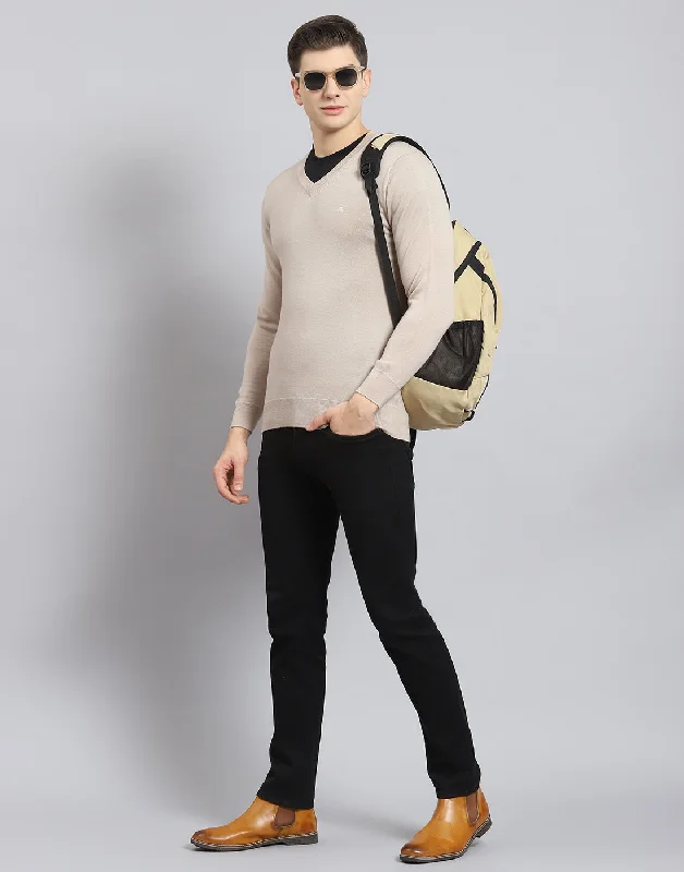 Shop affordable clothing for all occasions – Men Beige Solid V Neck Full Sleeve Sweater Shop affordable clothing for all occasions – Men Beige Solid V Neck Full Sleeve Sweater