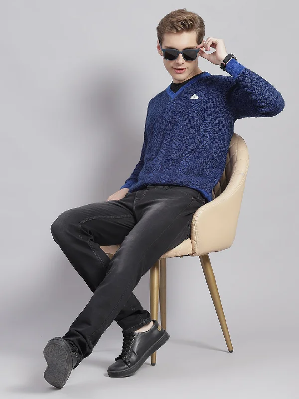 Shop the essentials – men’s wardrobe must-haves on sale. Men Blue Self Design V Neck Full Sleeve Sweaters/Pullovers Shop the essentials – men’s wardrobe must-haves on sale. Men Blue Self Design V Neck Full Sleeve Sweaters/Pullovers