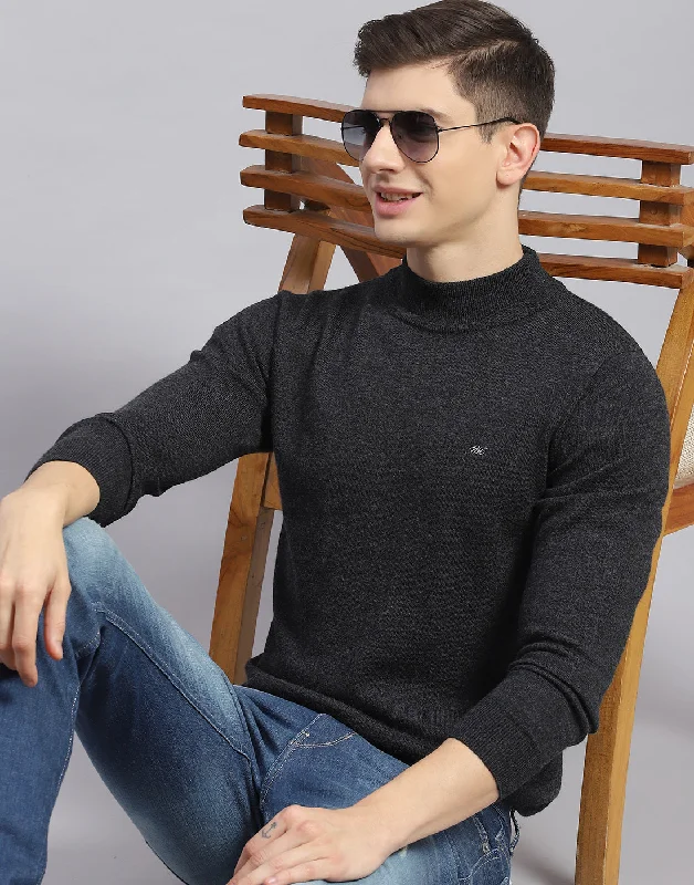 Flash discounts on men’s clothing – Don’t miss out! Men Grey Solid T Neck Full Sleeve Sweater Flash discounts on men’s clothing – Don’t miss out! Men Grey Solid T Neck Full Sleeve Sweater