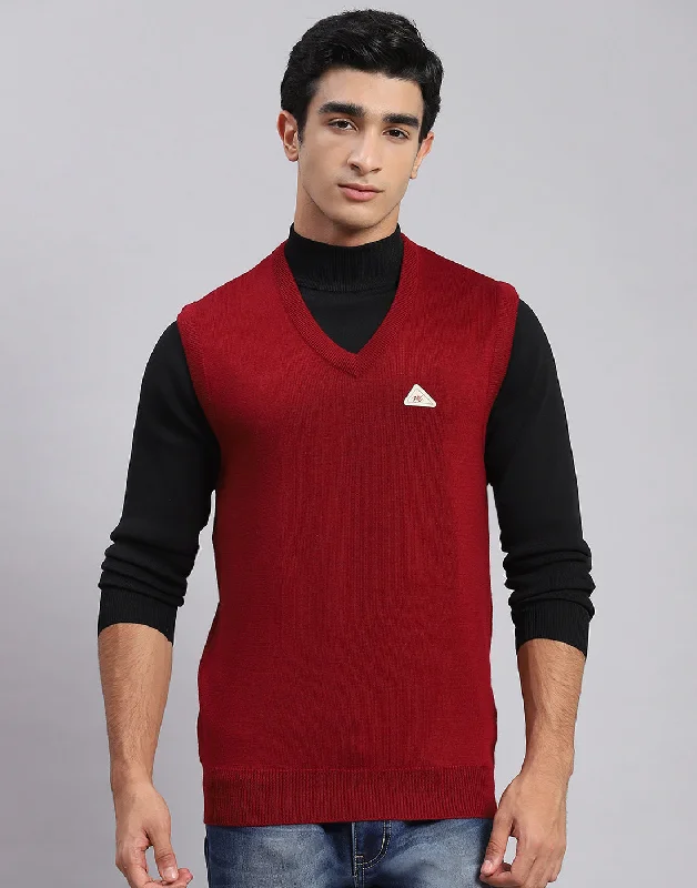 Flash sale: Save big on men's clothing this weekend! Men Maroon Solid V Neck Sleeveless Sweaters/Pullovers Flash sale: Save big on men's clothing this weekend! Men Maroon Solid V Neck Sleeveless Sweaters/Pullovers