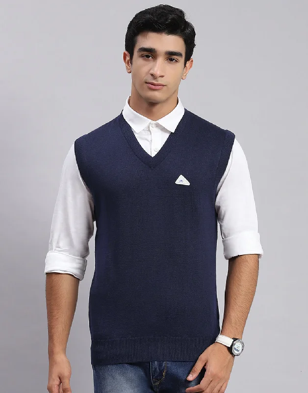 End-of-season sale – men’s clothing essentials up to 60% off! Men Navy Blue Solid V Neck Sleeveless Sweaters/Pullovers End-of-season sale – men’s clothing essentials up to 60% off! Men Navy Blue Solid V Neck Sleeveless Sweaters/Pullovers