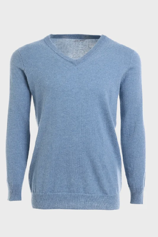 Refresh your wardrobe with the best deals on men's fashion. Solid V-Neck Merino-Cashmere Sweater Refresh your wardrobe with the best deals on men's fashion. Solid V-Neck Merino-Cashmere Sweater