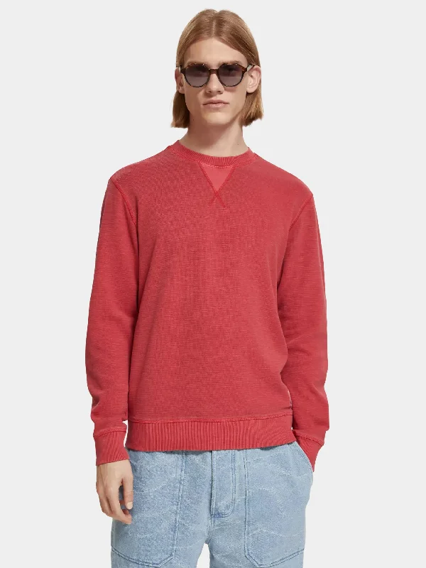 Shop men’s clothing for all seasons – Save big today! Regular-fit garment-dyed sweatshirt Shop men’s clothing for all seasons – Save big today! Regular-fit garment-dyed sweatshirt