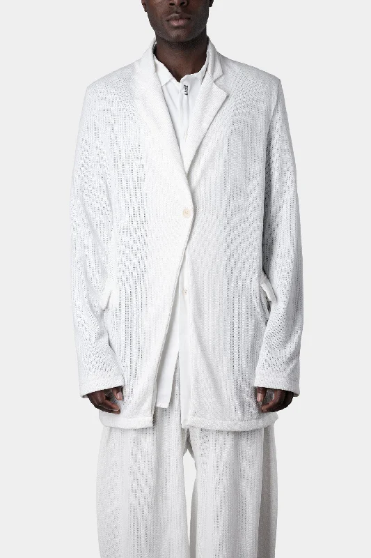 Save on trendy clothing for every season –Shoppers get exclusive deals.  Breathing blazer, White