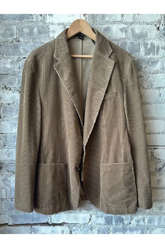 Shop the best in men’s fashion for less – limited-time sale! Giro Cord Jacket - Beige Shop the best in men’s fashion for less – limited-time sale! Giro Cord Jacket - Beige
