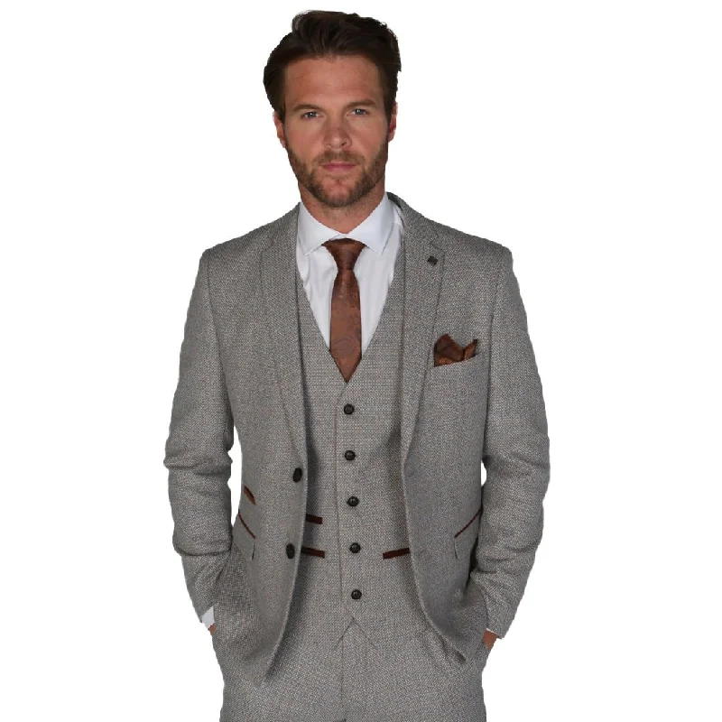 Last chance! Men’s clothing at unbeatable prices.  Ralph - Men's Classic Cream Tweed Blazer