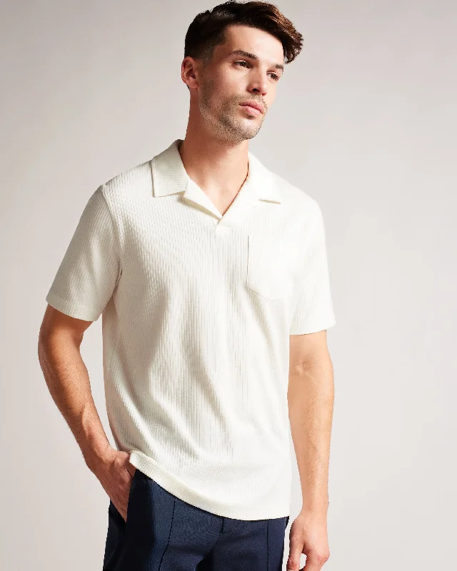 Shop men’s fashion for less – prices slashed on select items.  Arkes Regular Fit Polo Shirt