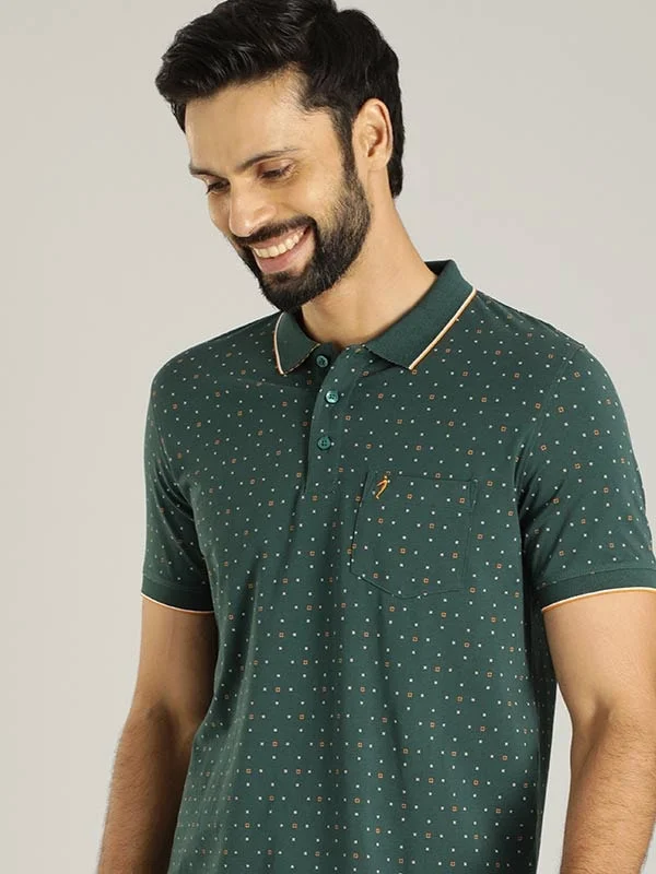 Don’t wait – shop the biggest sale of the season on men’s clothing!  Men Printed Polo T-Shirt