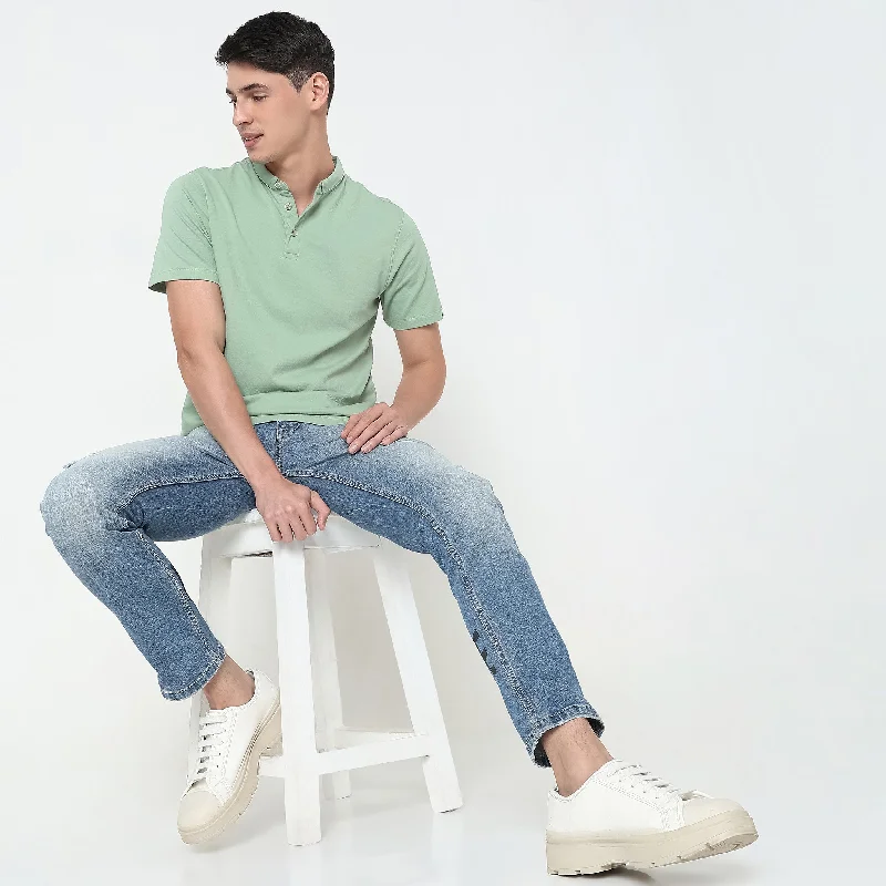 Time to upgrade your wardrobe – shop men’s fashion on sale. Regular Fit Structured Polo T-Shirt Time to upgrade your wardrobe – shop men’s fashion on sale. Regular Fit Structured Polo T-Shirt