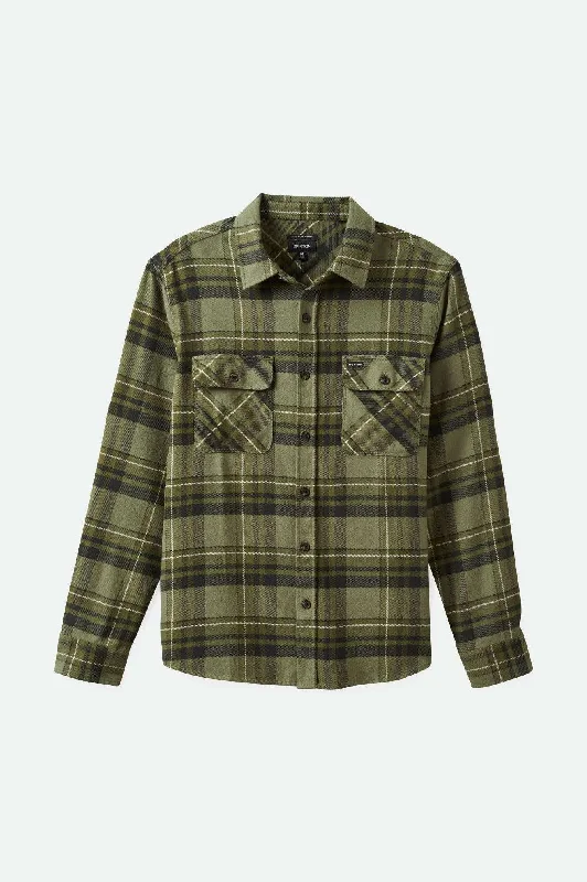 Get the latest trends in men’s clothing – huge savings inside.  Bowery L/S Flannel - Vetiver/Laurel Wreath/Washed Black