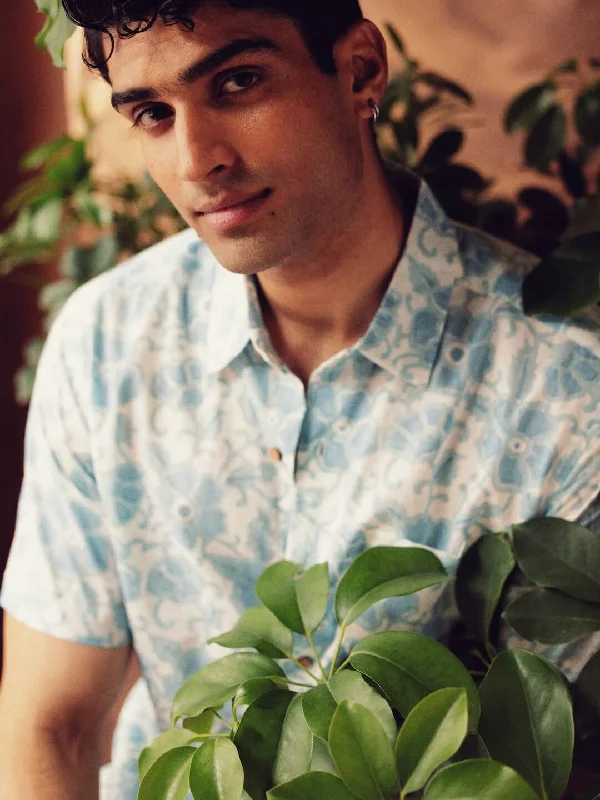 Men’s clothing at unbeatable prices – shop the sale today! Men’s Cotton Hand Block Printed Regular Fit Blue Shirt Men’s clothing at unbeatable prices – shop the sale today! Men’s Cotton Hand Block Printed Regular Fit Blue Shirt